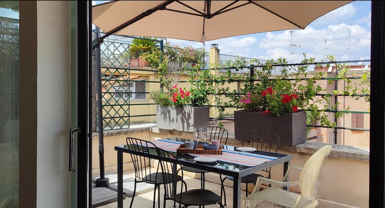 Una Favolosa Terrazza Nel Centro Di Roma Exterior photo